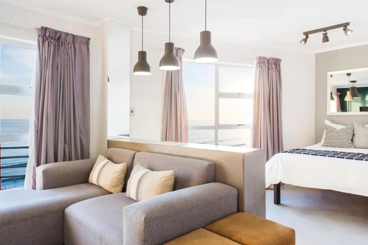 Apartment Seaside Gem Table Mountain Views