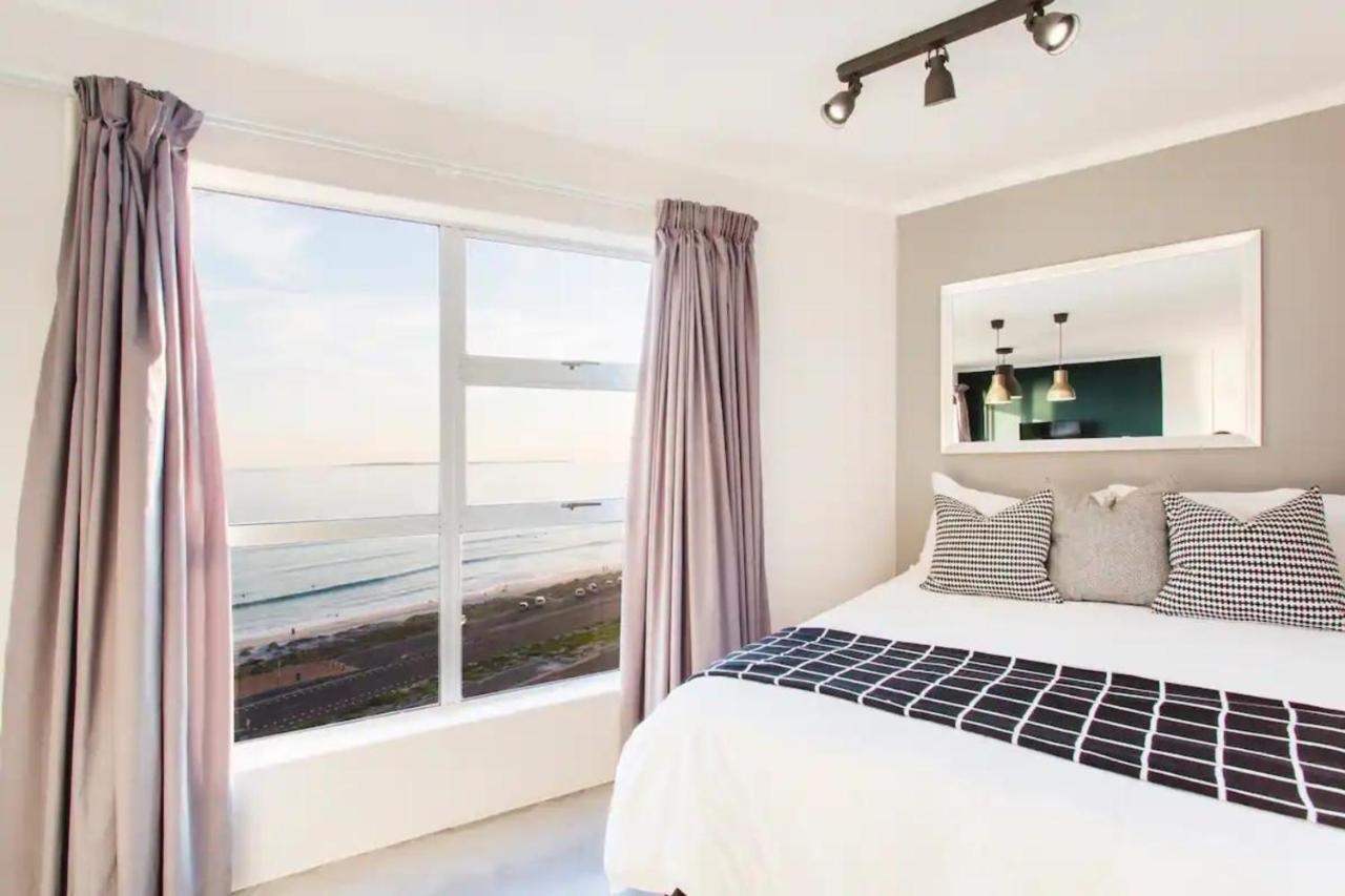 Apartment Seaside Gem Table Mountain Views Cape Town
